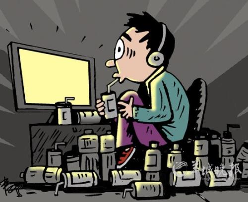 南竹路支巷深处的黑网咖 15平米暗室内挤着15台电脑，监管是否需要迭代？